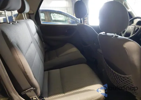 2003 Ford Escape Xlt из США, поврежденный, VIN 1FMYU93153KB12281